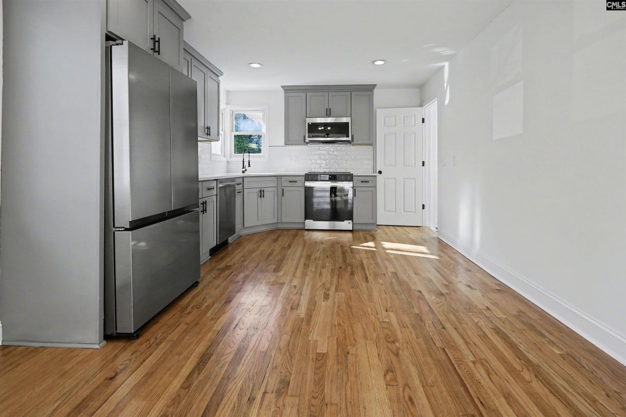 3847 Montgomery Avenue Photo 6