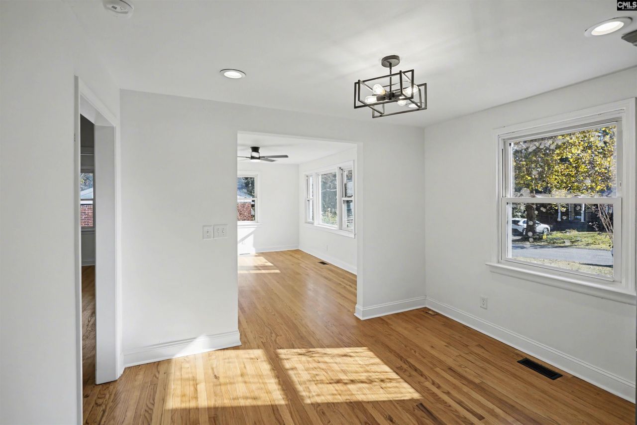 3847 Montgomery Avenue Photo 7