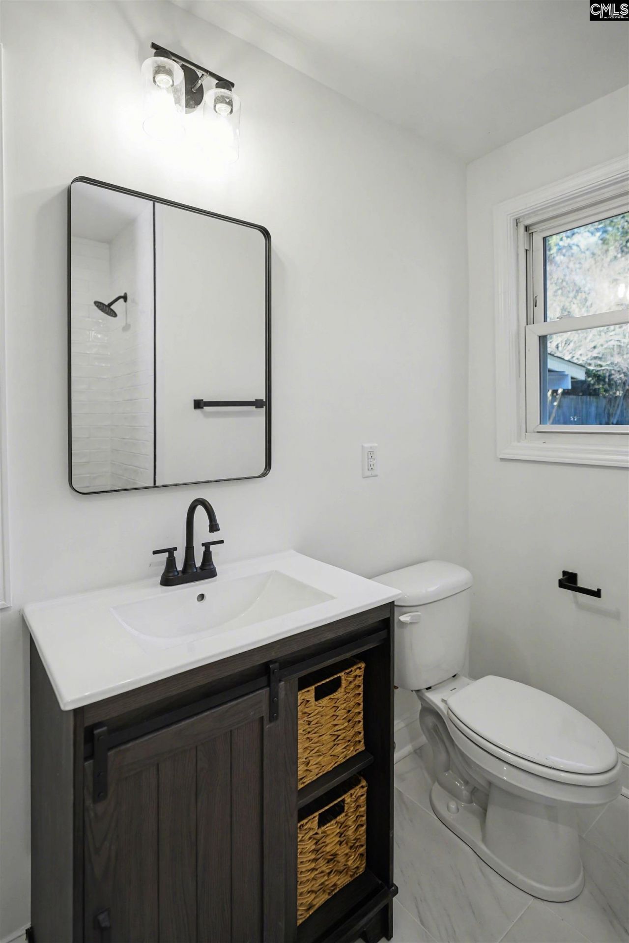 3847 Montgomery Avenue Photo 9