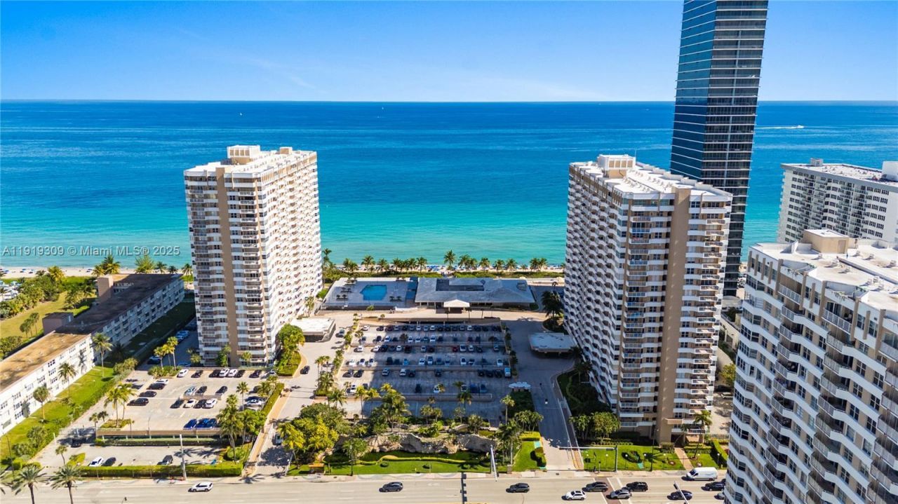 1980 S Ocean Dr, Unit 8Q, Hallandale Beach, FL 33009 Photo