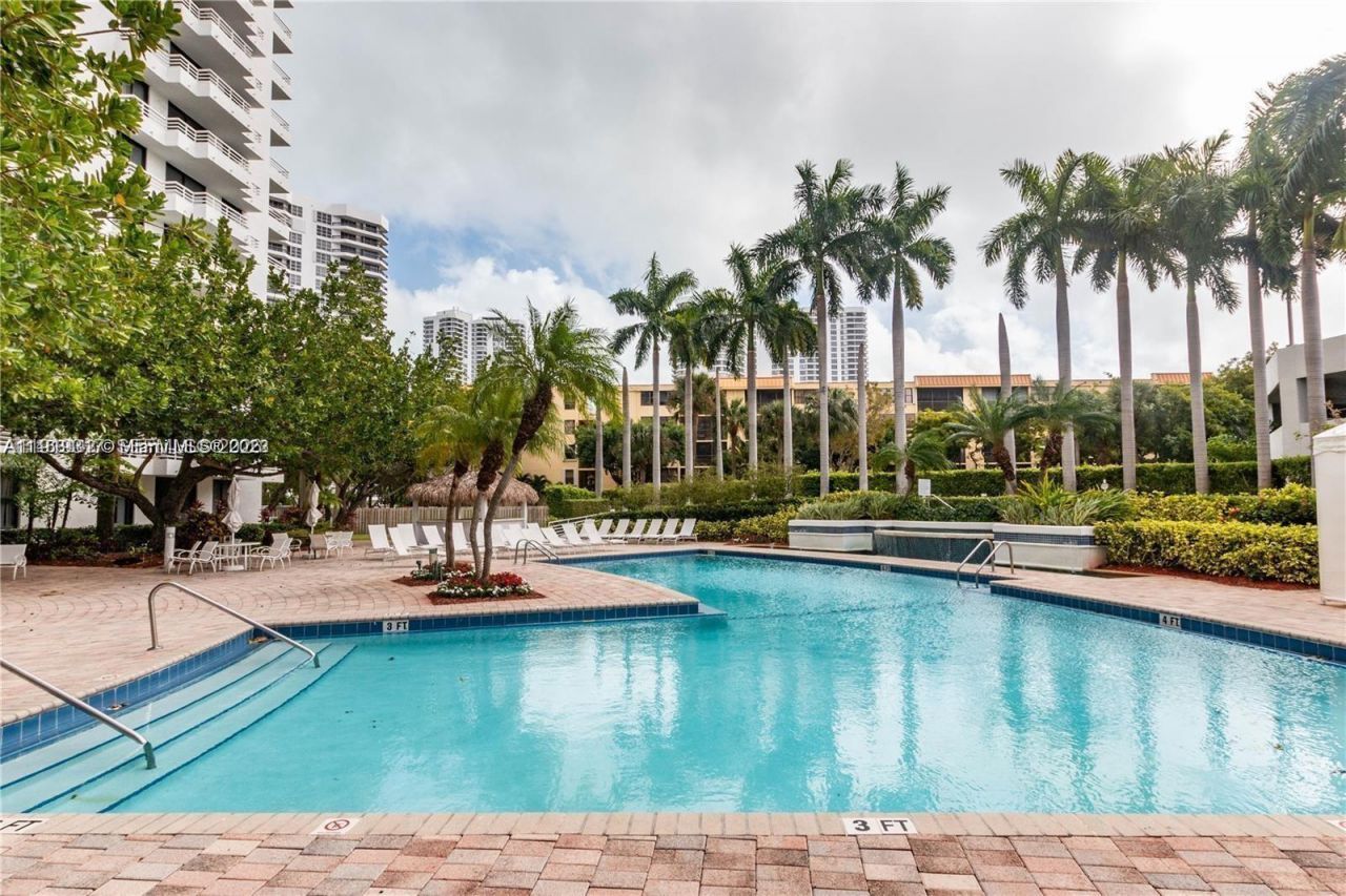 3300 NE 192nd St, Unit 516, Aventura, FL 33180 Photo