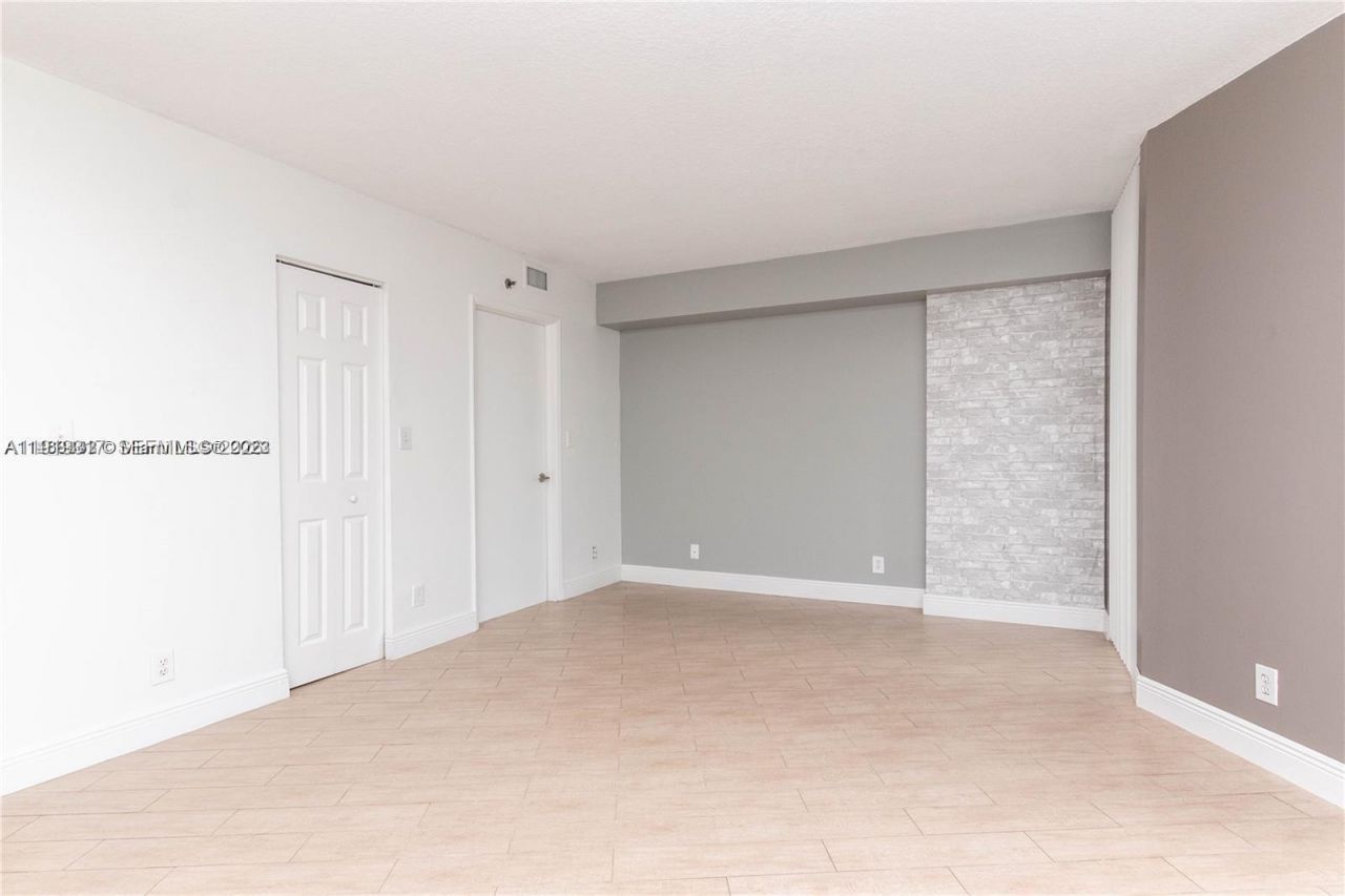 3300 NE 192nd St, Unit 516, Aventura, FL 33180 Photo