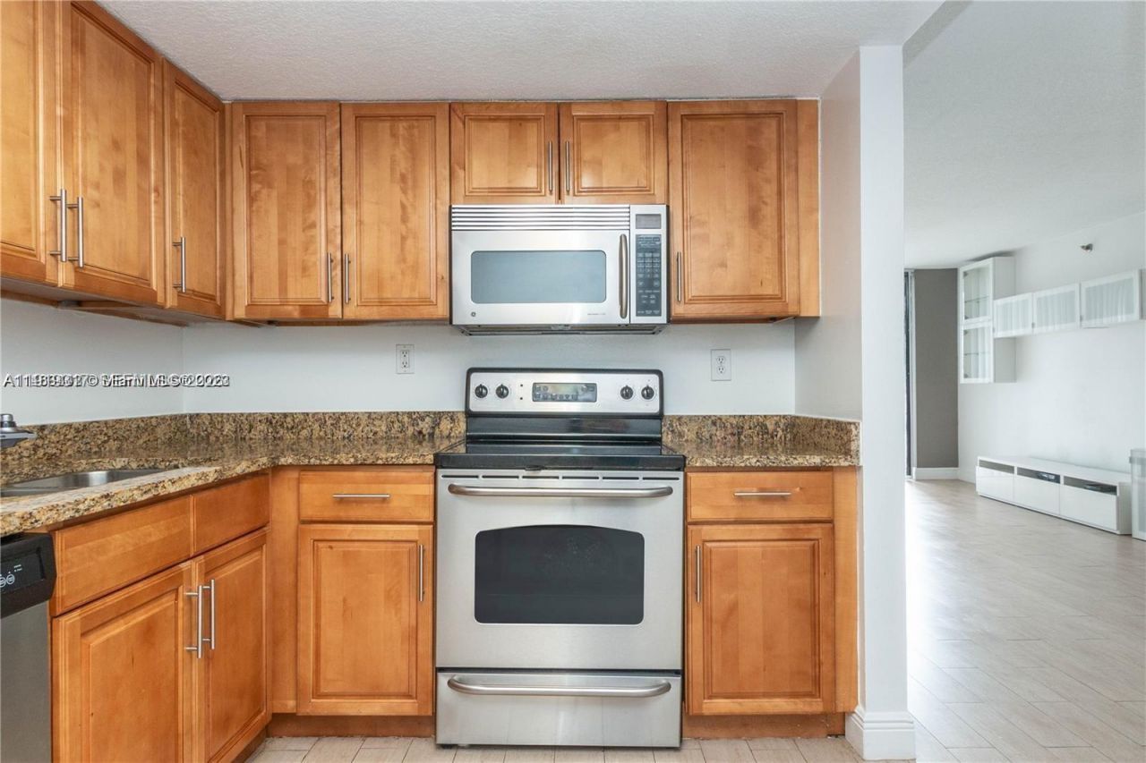 3300 NE 192nd St, Unit 516, Aventura, FL 33180 Photo