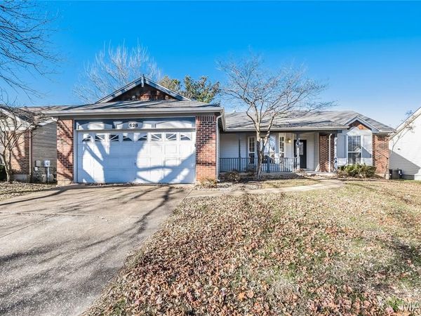 628 Bugle Run Drive, Florissant, MO 63034