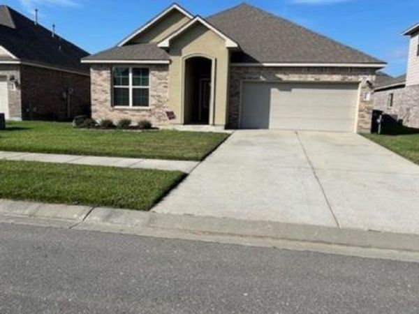 4608 Teallach Way, Lake Charles, LA 70607