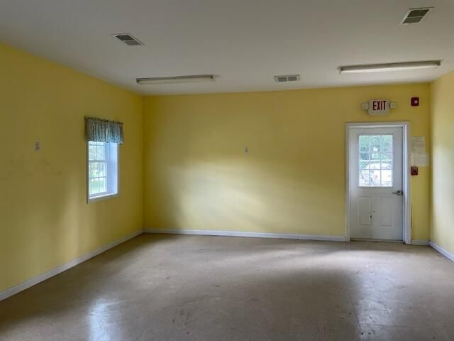 304 Dusty Drive Photo 9