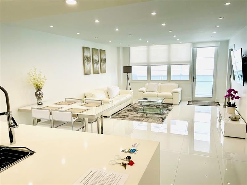 3725 S Ocean Drive, Unit 709, Hollywood, FL 33019 Photo