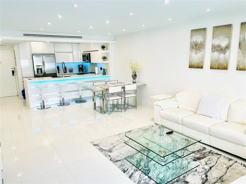 3725 S Ocean Drive, Unit 709, Hollywood, FL 33019 Photo