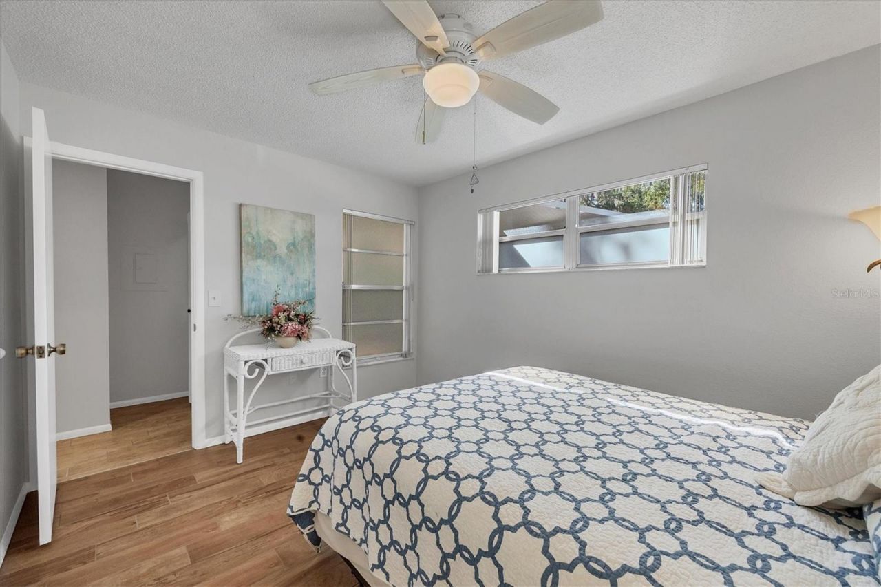 4715 Village Gardens Drive, Unit 68, Sarasota, FL 34234 Photo