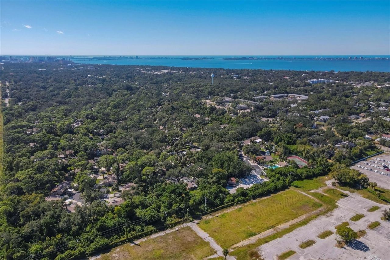 4715 Village Gardens Drive, Unit 68, Sarasota, FL 34234 Photo