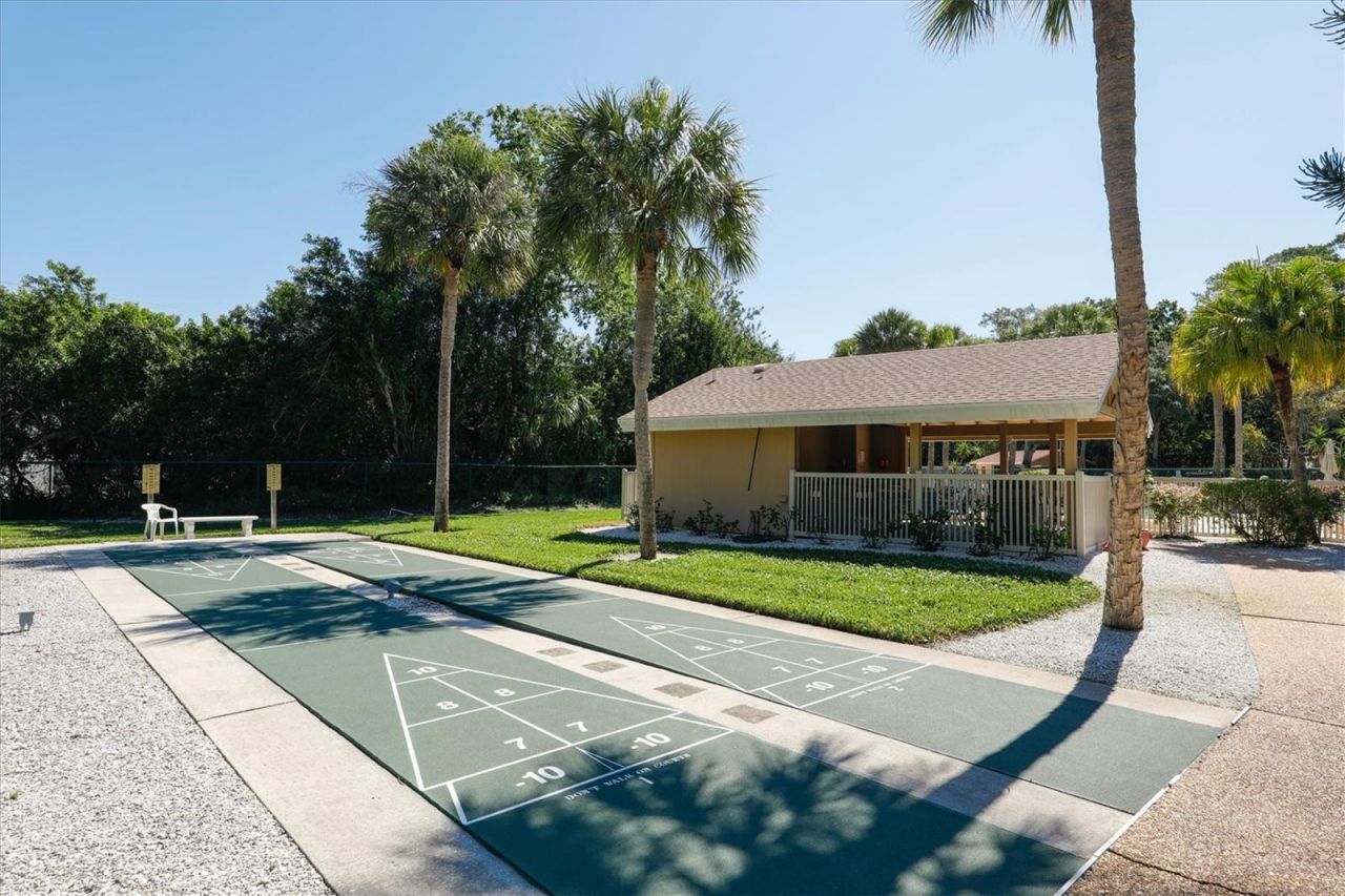 4715 Village Gardens Drive, Unit 68, Sarasota, FL 34234 Photo
