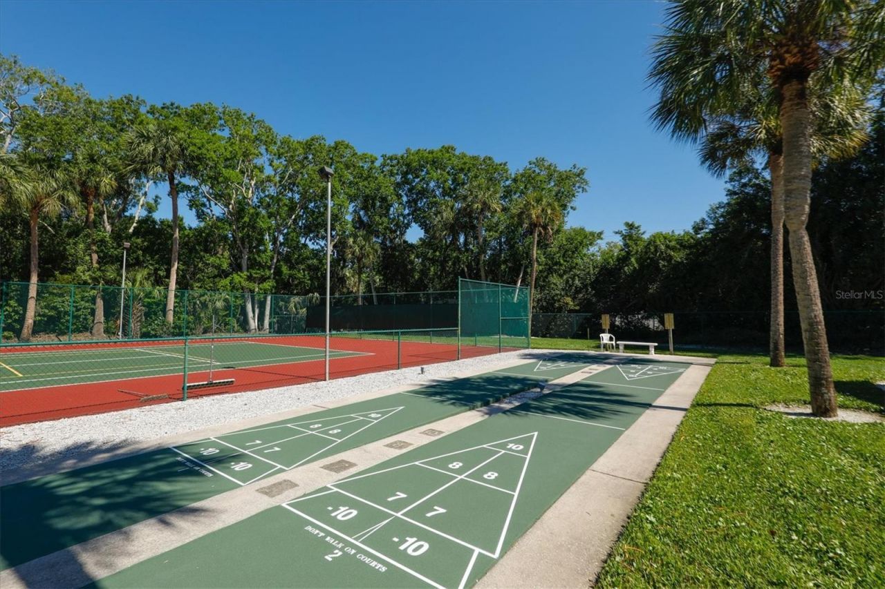 4715 Village Gardens Drive, Unit 68, Sarasota, FL 34234 Photo