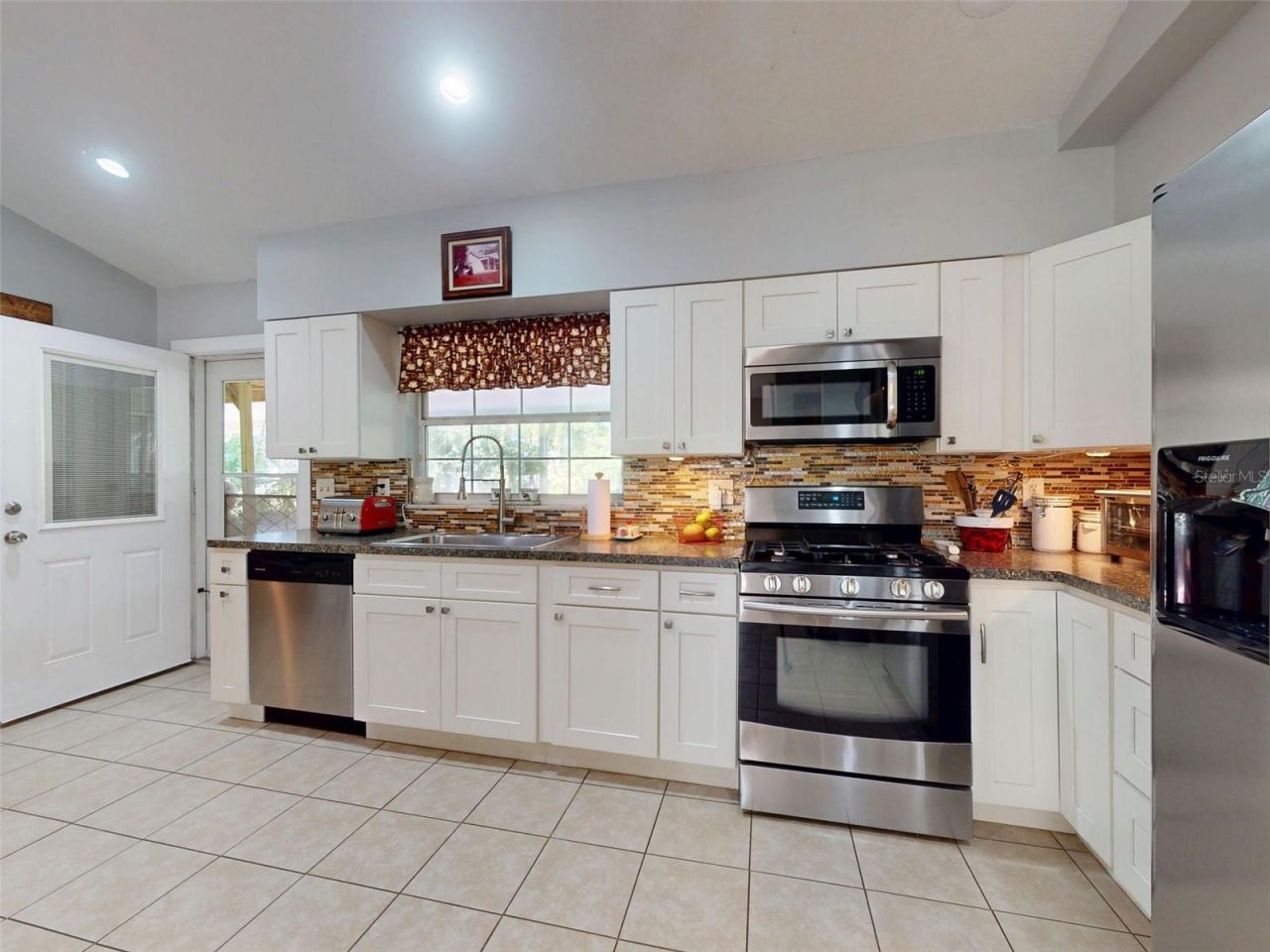 3851 Thistlewood Way, Okahumpka, FL 34762 Photo