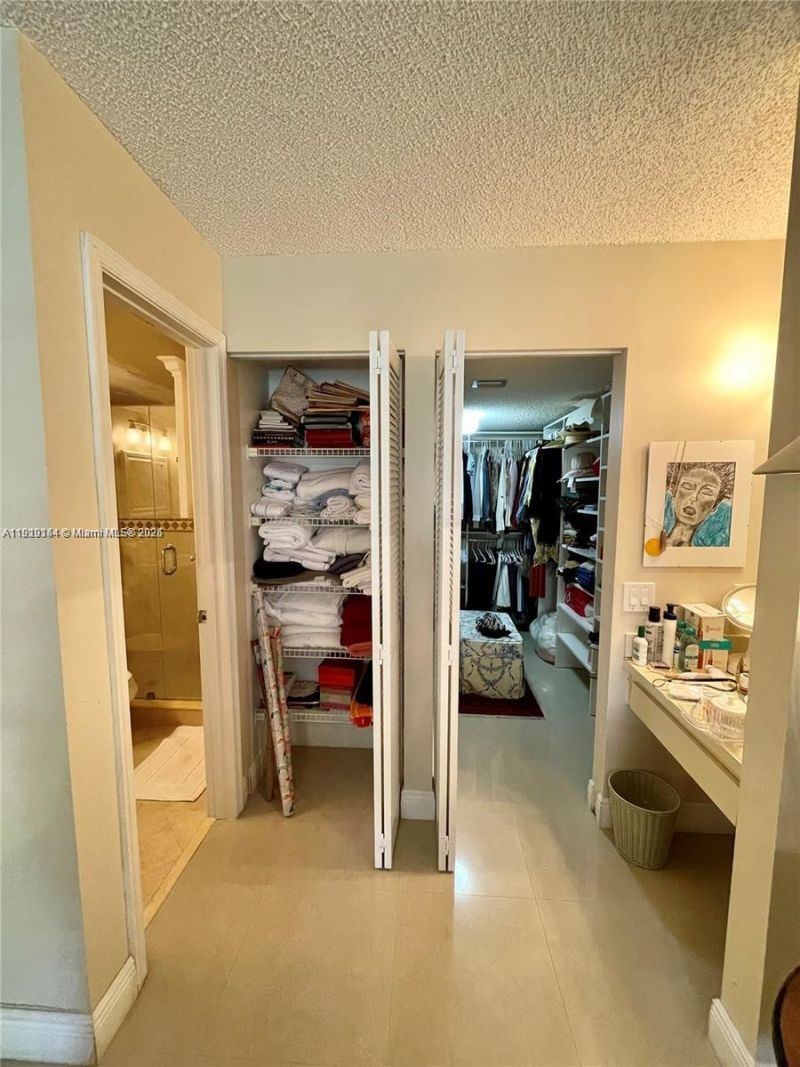 8592 W Sunrise Blvd, Unit 111, Plantation, FL 33322 Photo