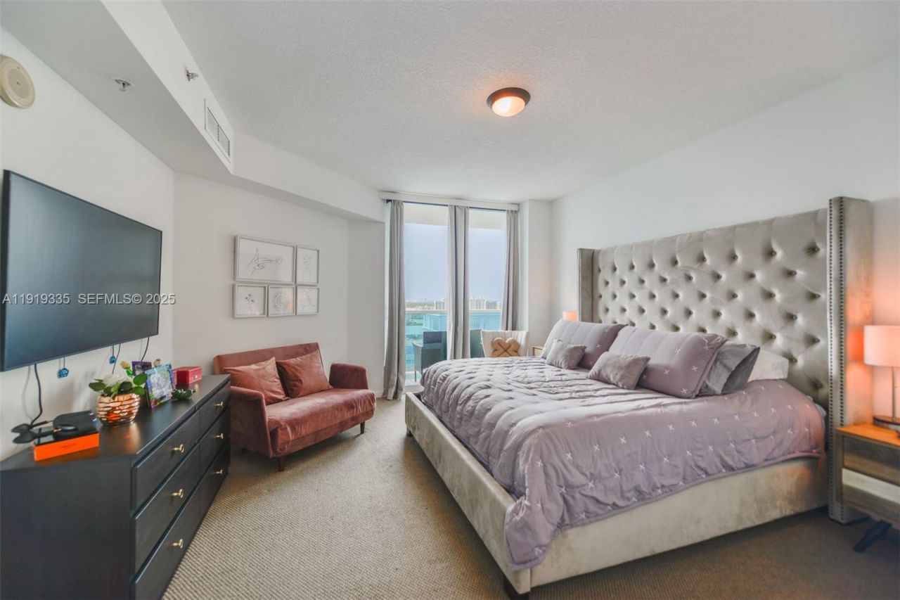 1881 79th St Cswy, Unit 2004, North Bay Village, FL 33141 Photo