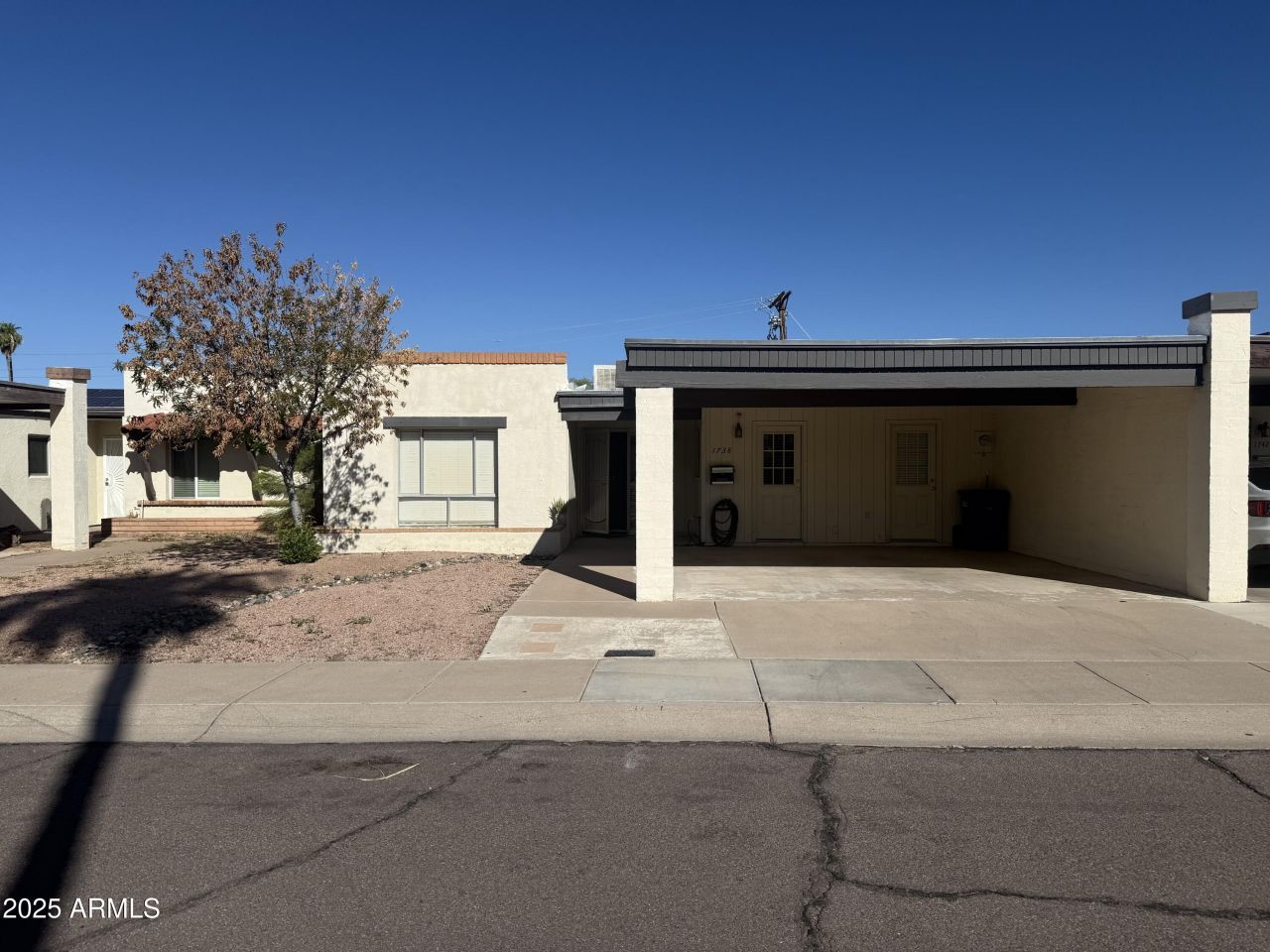 1738 E Gaylon Drive, Tempe, AZ 85282 Main Photo