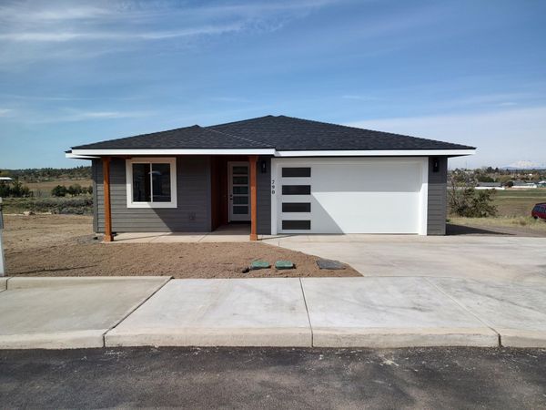 790 SE CUB CT. Court, Unit 1, Madras, OR 97741