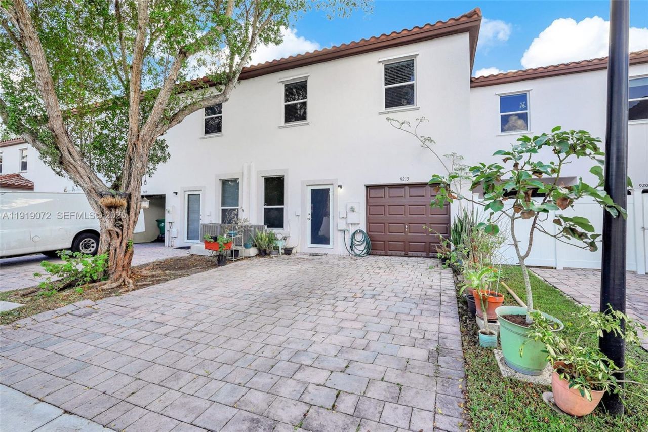 9213 SW 170th Ave, Miami, FL 33196 Photo