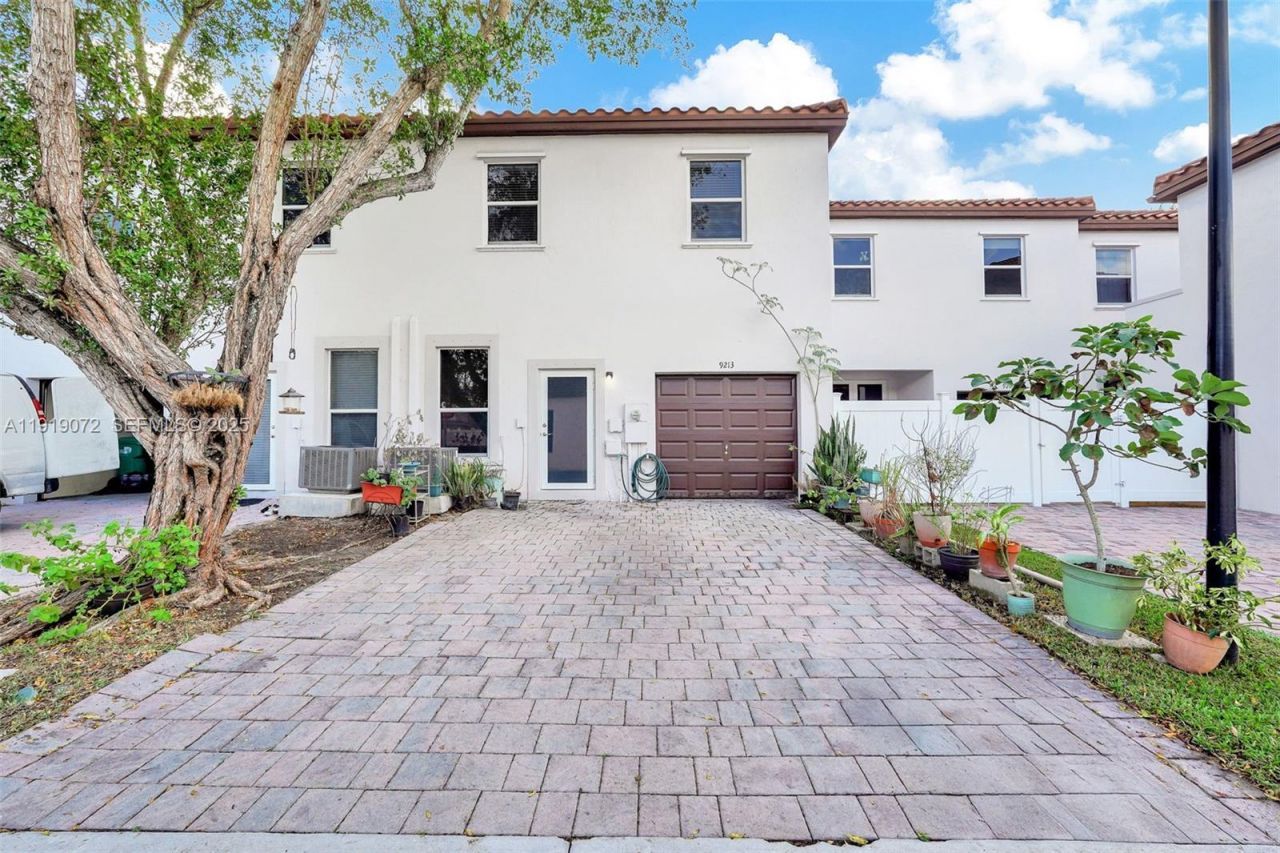 9213 SW 170th Ave, Miami, FL 33196 Photo