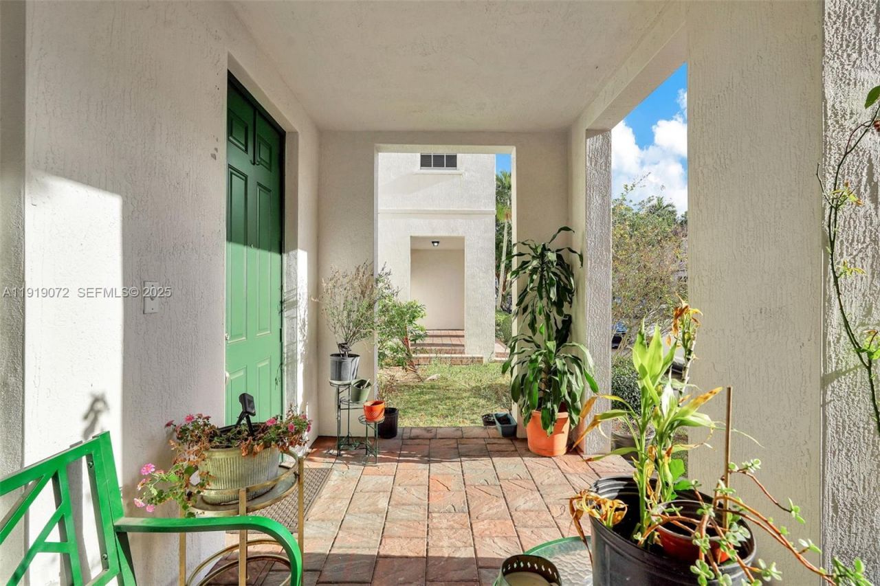 9213 SW 170th Ave, Miami, FL 33196 Photo