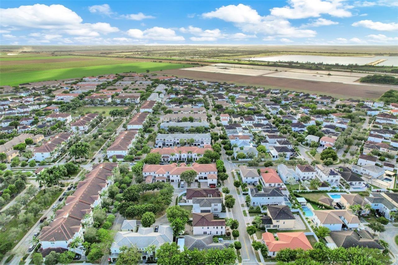 9213 SW 170th Ave, Miami, FL 33196 Photo