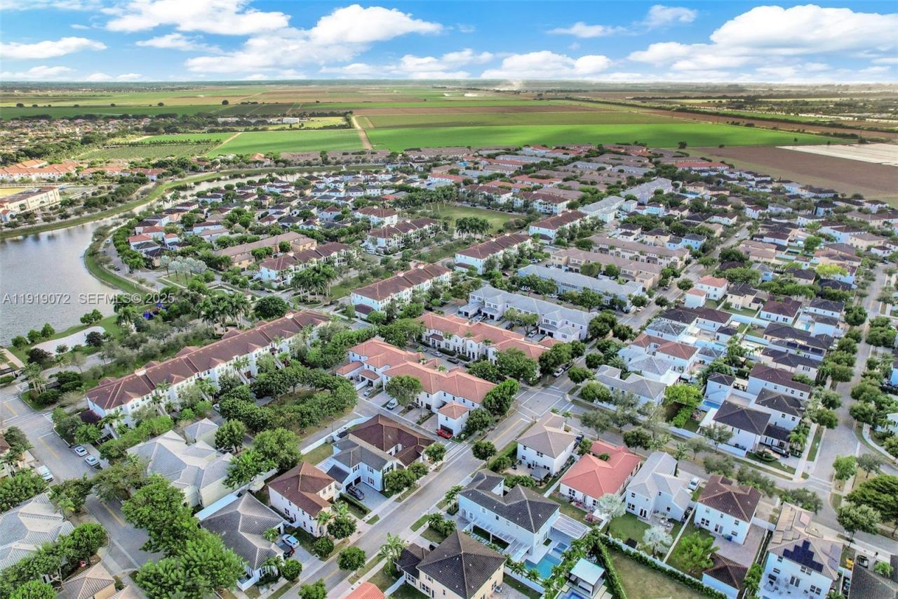 9213 SW 170th Ave, Miami, FL 33196 Photo