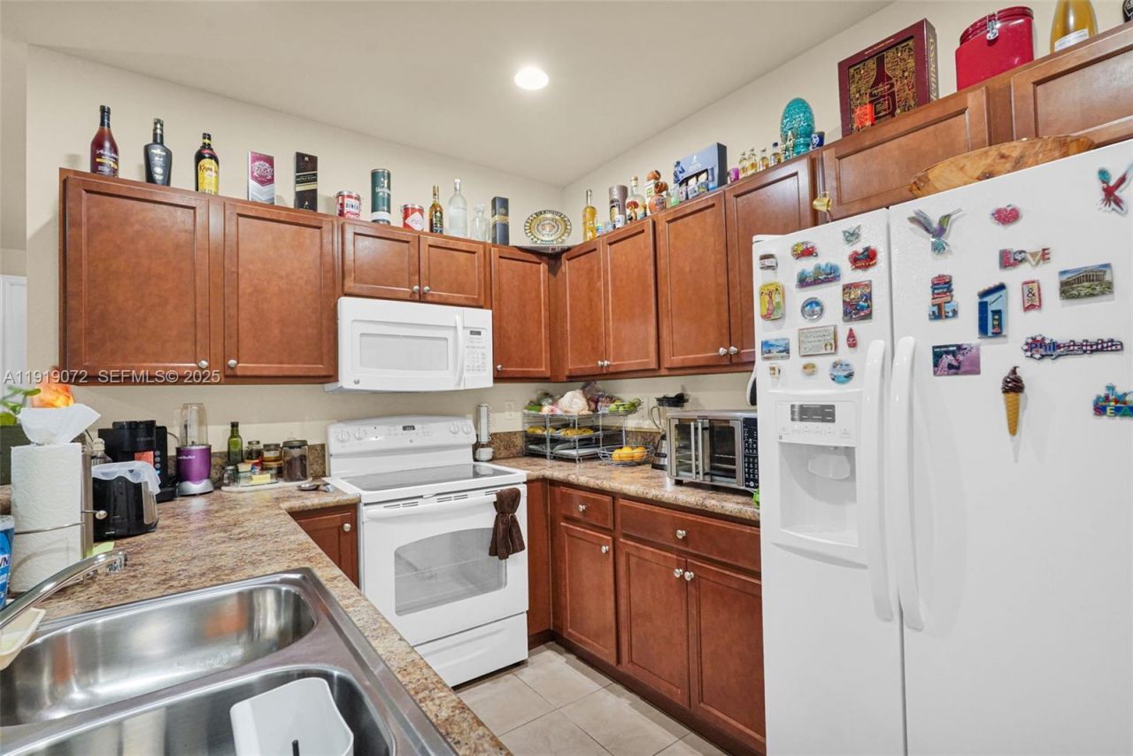 9213 SW 170th Ave, Miami, FL 33196 Photo