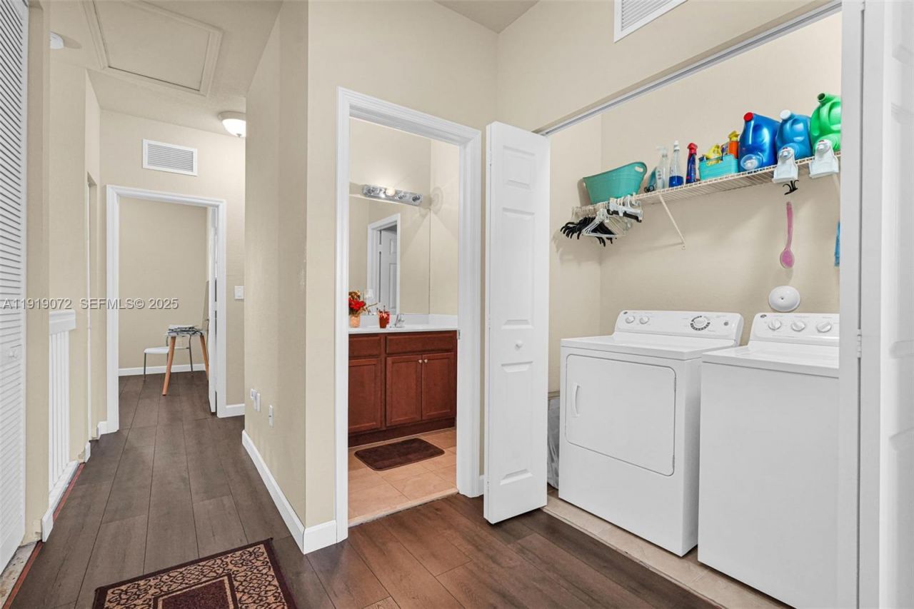 9213 SW 170th Ave, Miami, FL 33196 Photo