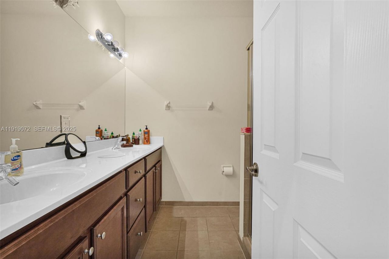 9213 SW 170th Ave, Miami, FL 33196 Photo