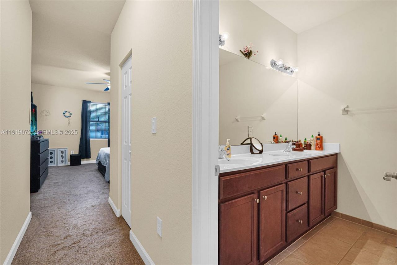 9213 SW 170th Ave, Miami, FL 33196 Photo