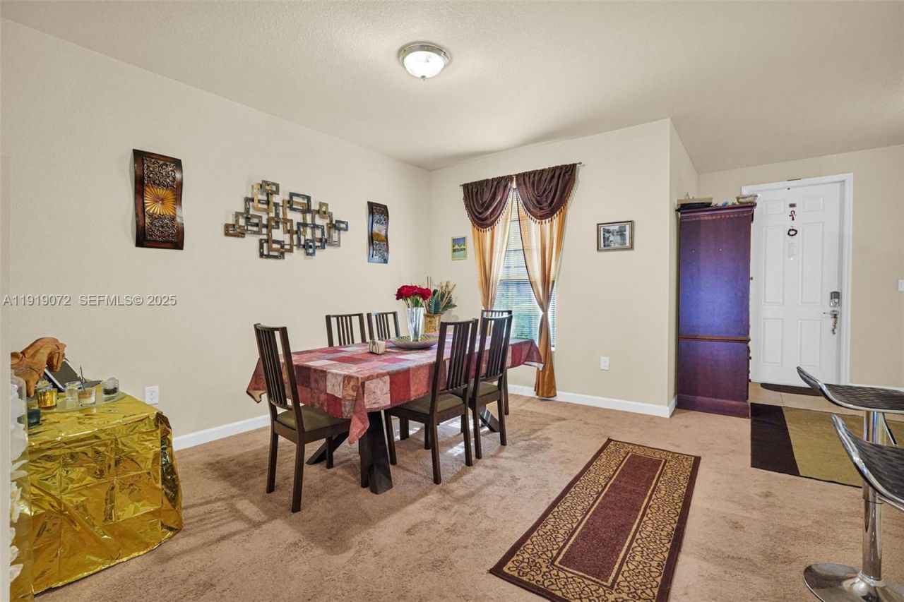 9213 SW 170th Ave, Miami, FL 33196 Photo