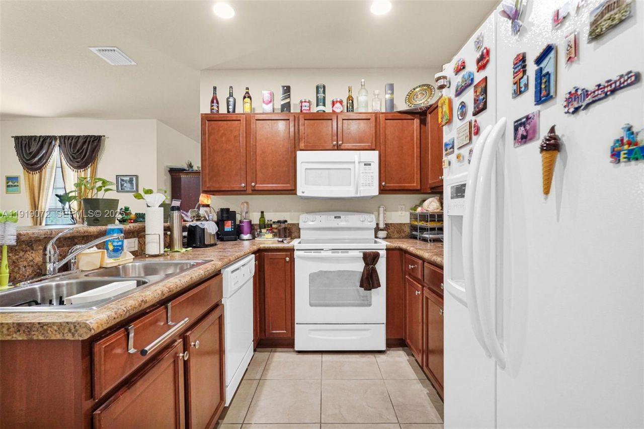 9213 SW 170th Ave, Miami, FL 33196 Photo