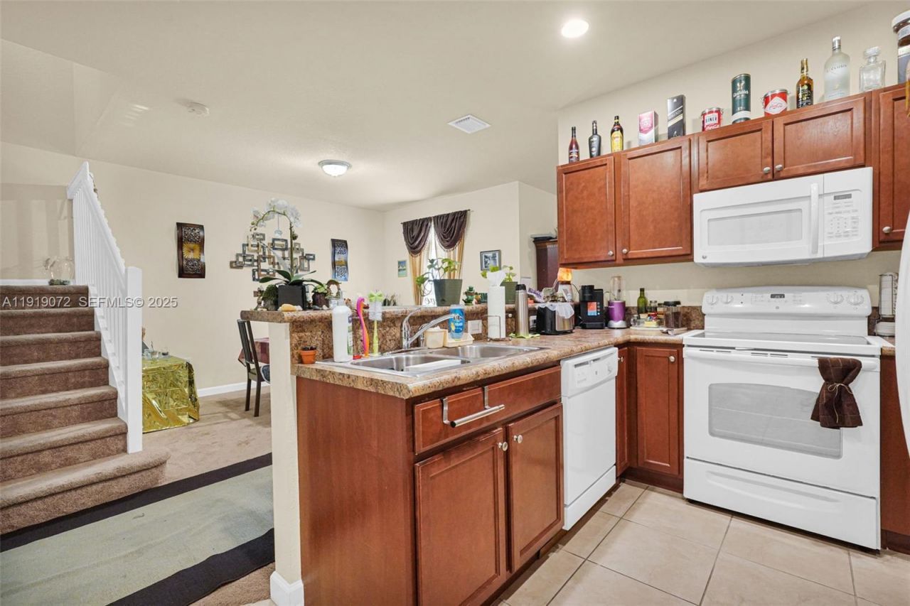 9213 SW 170th Ave, Miami, FL 33196 Photo