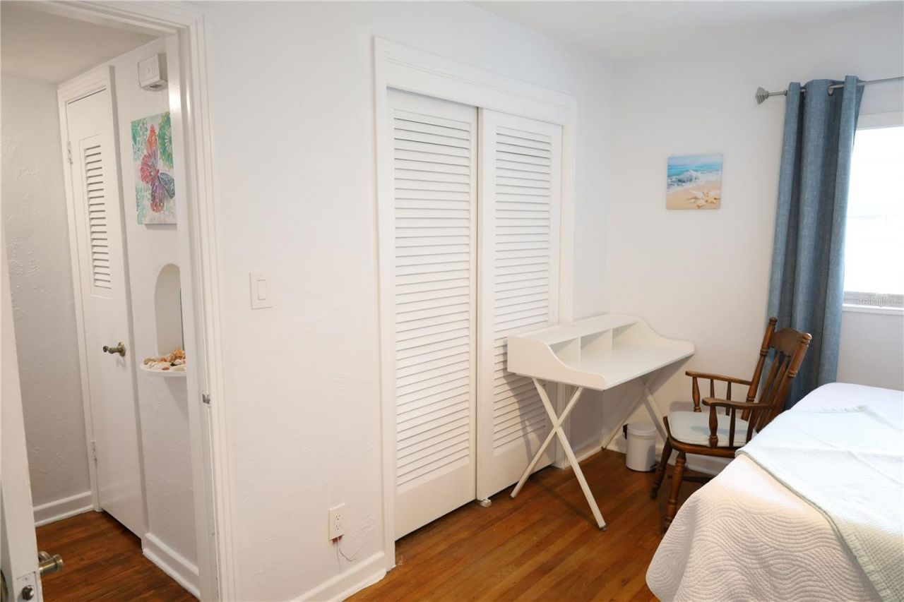 7716 Dartmouth Avenue N, Saint Petersburg, FL 33710 Photo