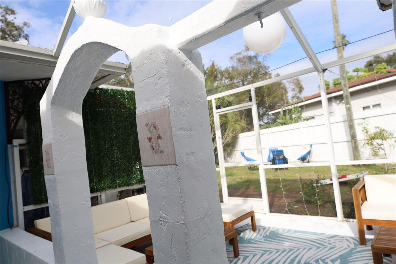 7716 Dartmouth Avenue N, Saint Petersburg, FL 33710 Photo