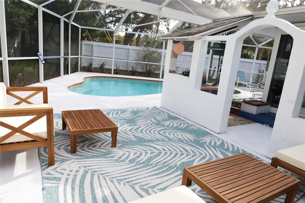 7716 Dartmouth Avenue N, Saint Petersburg, FL 33710 Photo