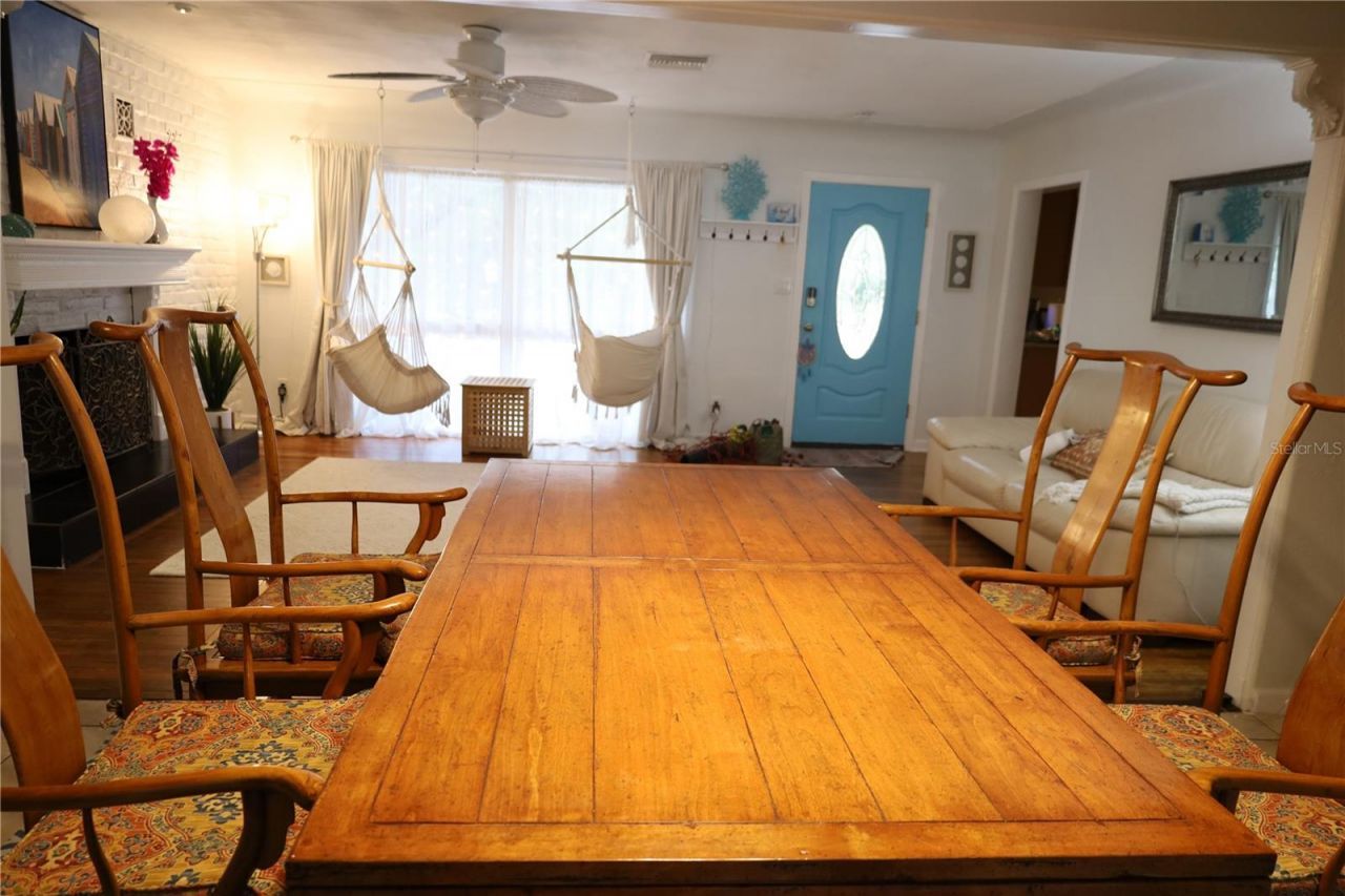 7716 Dartmouth Avenue N, Saint Petersburg, FL 33710 Photo