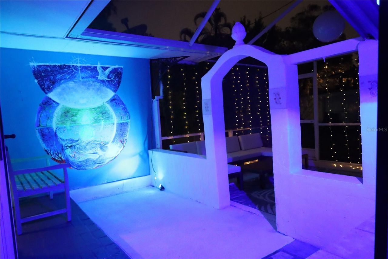 7716 Dartmouth Avenue N, Saint Petersburg, FL 33710 Photo