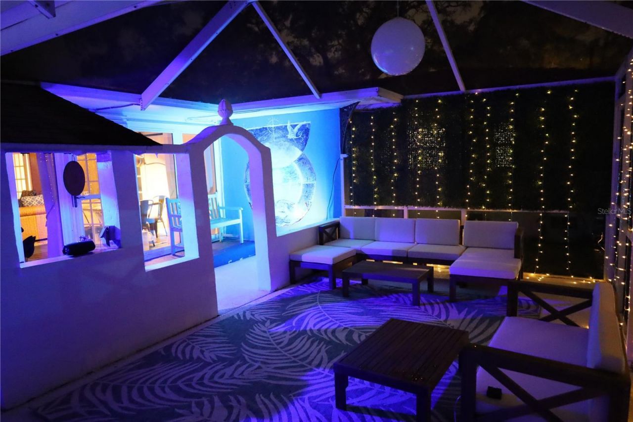 7716 Dartmouth Avenue N, Saint Petersburg, FL 33710 Photo