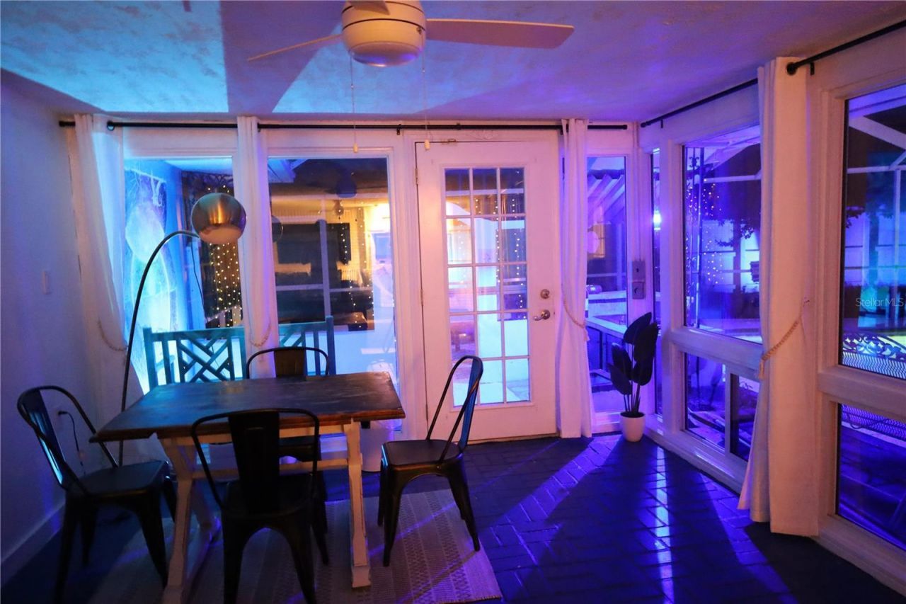 7716 Dartmouth Avenue N, Saint Petersburg, FL 33710 Photo