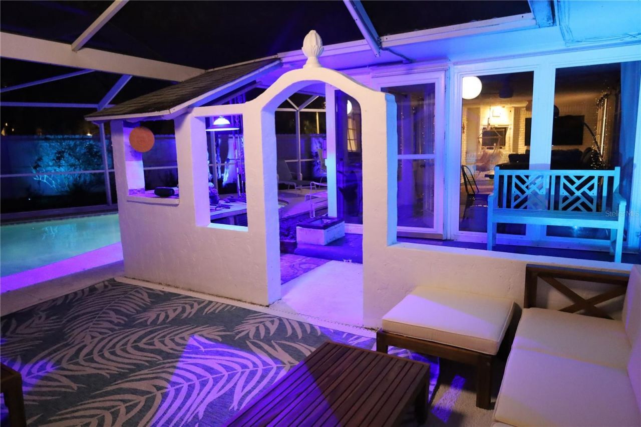 7716 Dartmouth Avenue N, Saint Petersburg, FL 33710 Photo