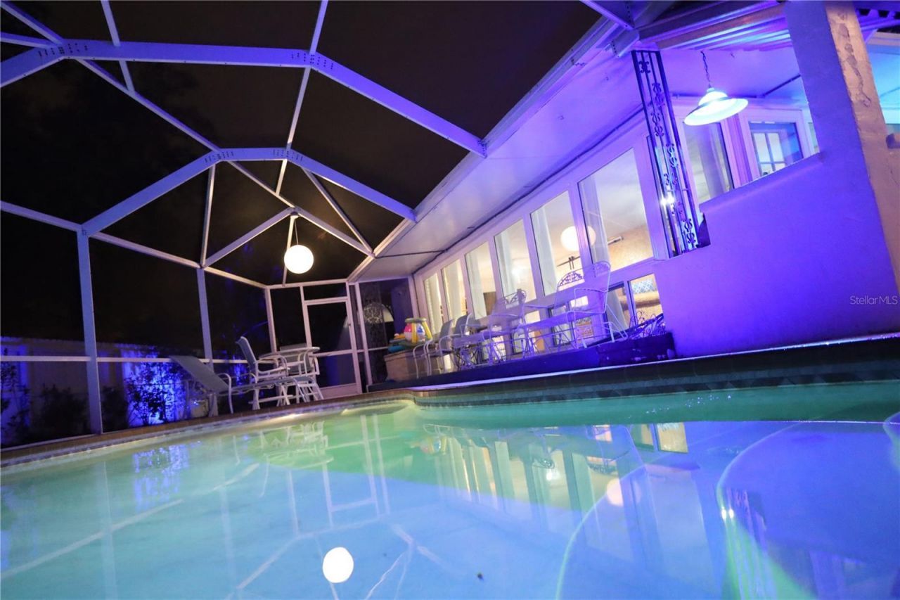 7716 Dartmouth Avenue N, Saint Petersburg, FL 33710 Photo