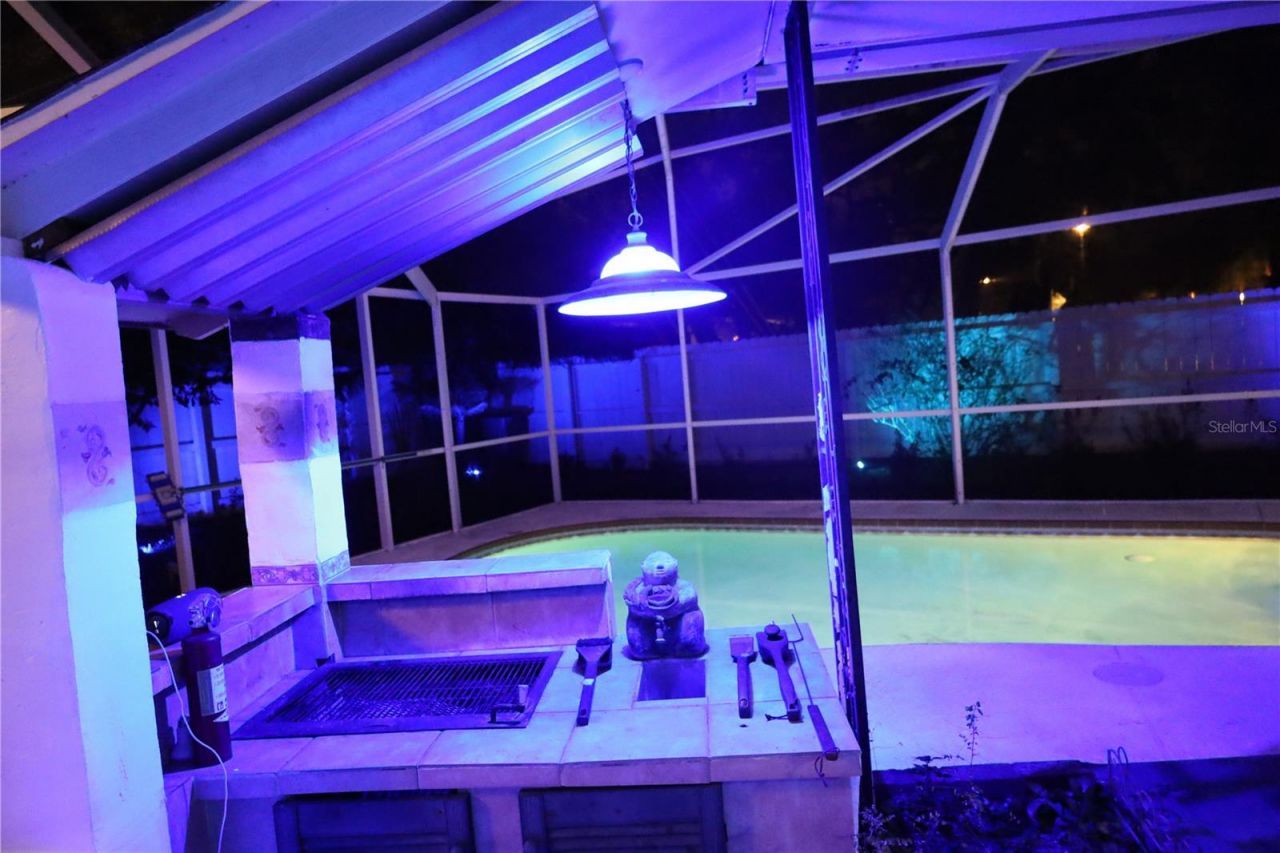 7716 Dartmouth Avenue N, Saint Petersburg, FL 33710 Photo