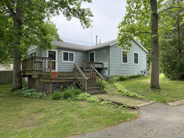 5003 White Oak Lane, Valparaiso, IN 46383