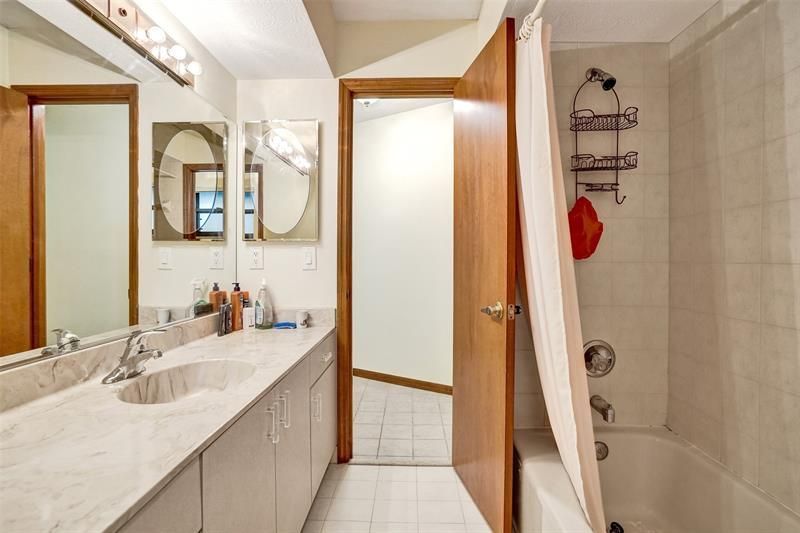 766 SE Cavern Ave, Port Saint Lucie, FL 34983 Photo