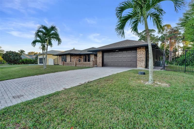 766 SE Cavern Ave, Port Saint Lucie, FL 34983 Photo