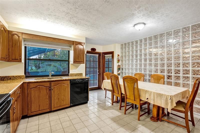 766 SE Cavern Ave, Port Saint Lucie, FL 34983 Photo