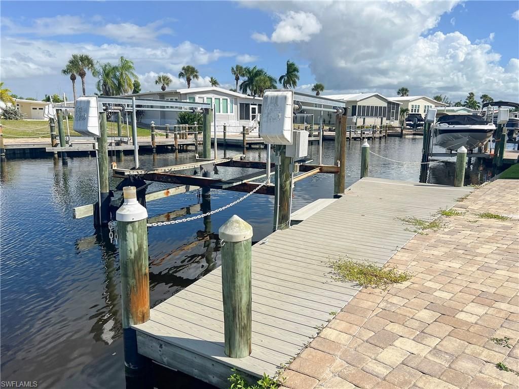17851 Peppard Dr, Fort Myers Beach, FL 33931 Photo