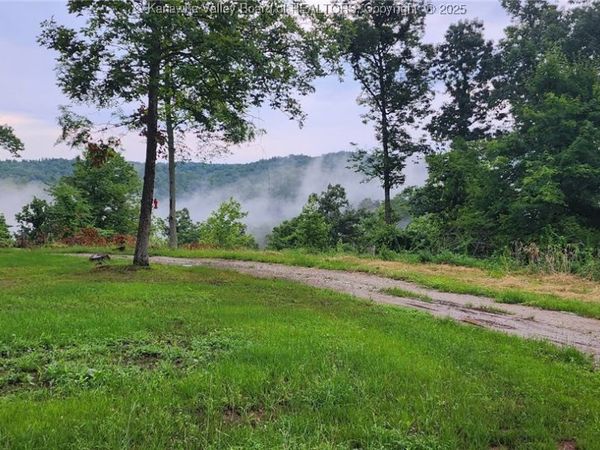 91 Hawk Ridge Road, Fraziers Bottom, WV 25082