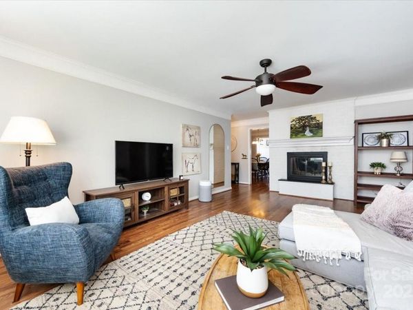 1708 Roxborough Road, Unit H, Charlotte, NC 28211